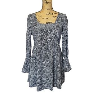 Lumiere Black And White Floral Bellsleeve Babydoll Dress Size L